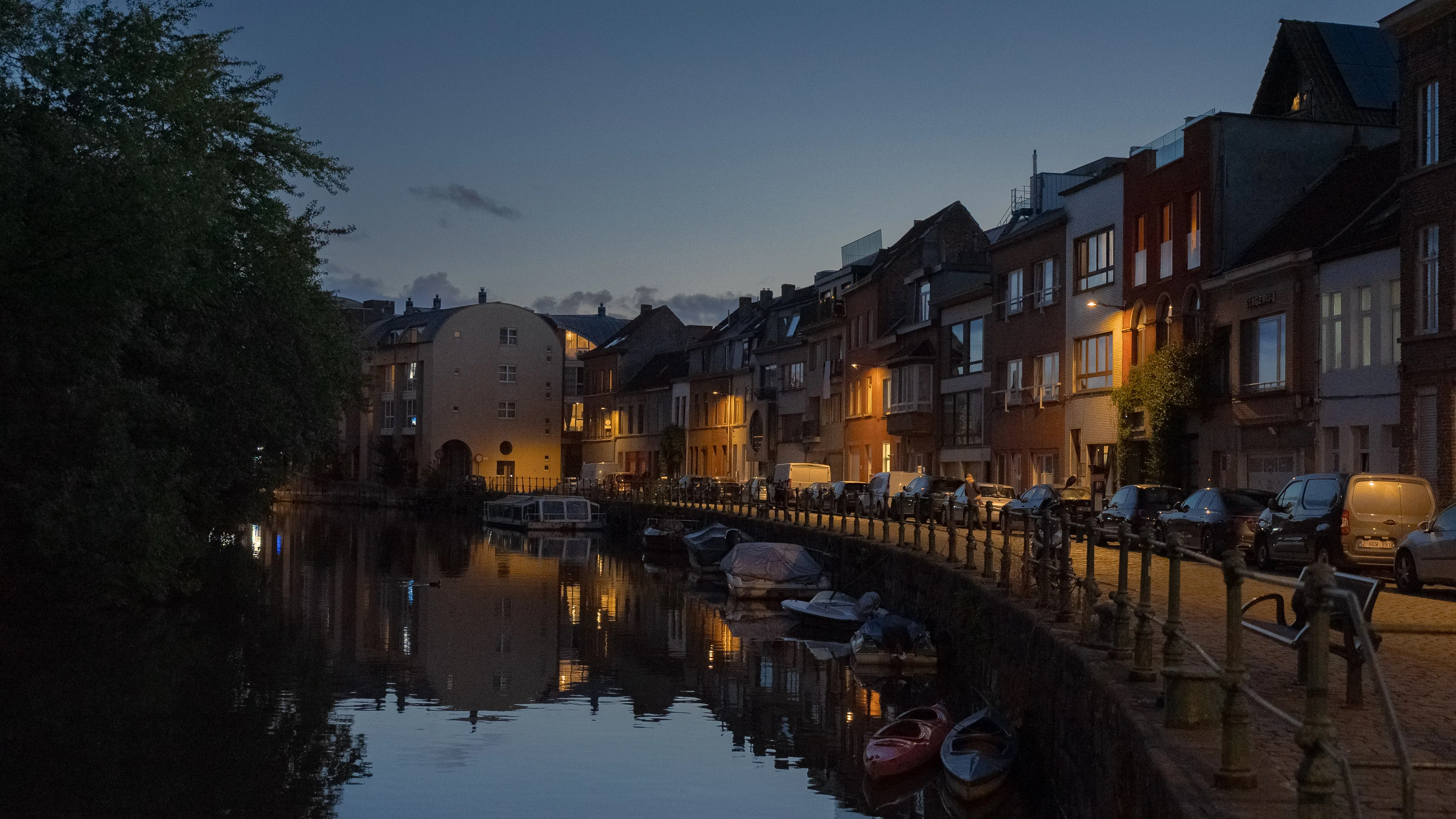 night belgian city