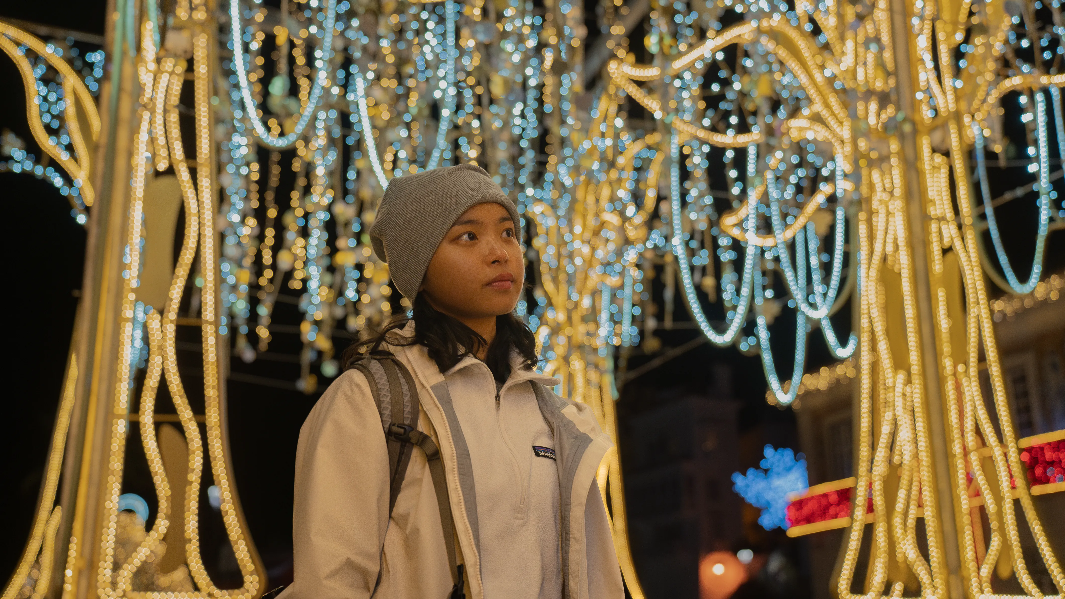 girl in holiday lights